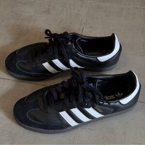 Adidas Sambas